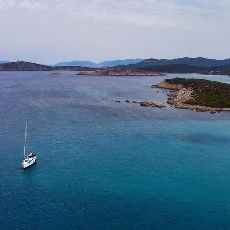Отель Beni Benius Теулада Экстерьер фото