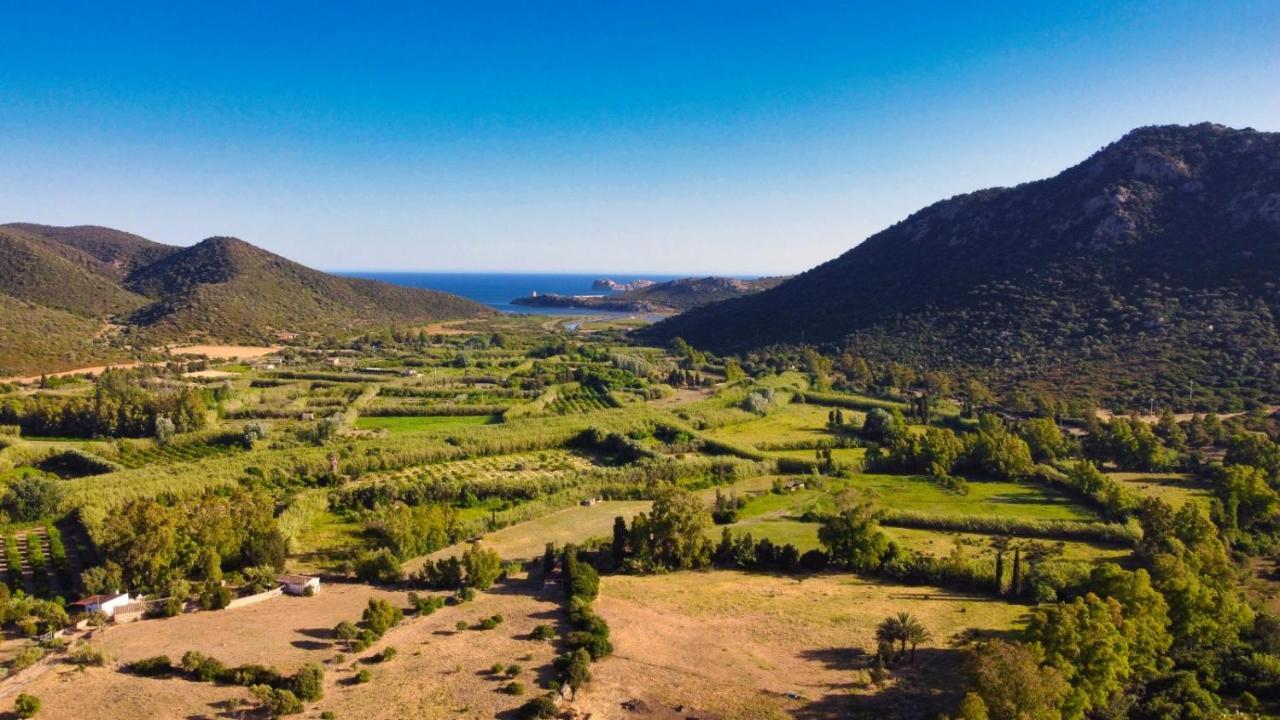 Отель Beni Benius Теулада Экстерьер фото